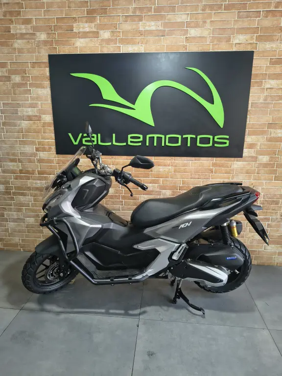 HONDA ADV 160 - Foto