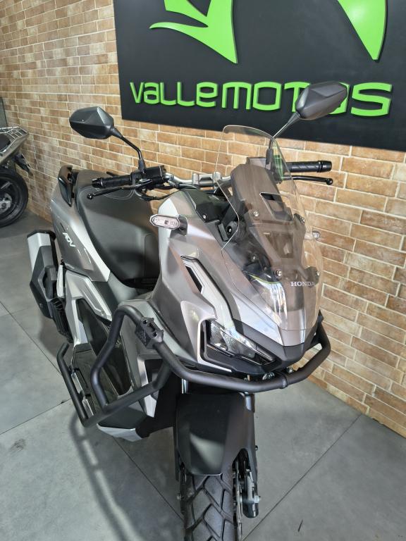 HONDA ADV 160 - Foto