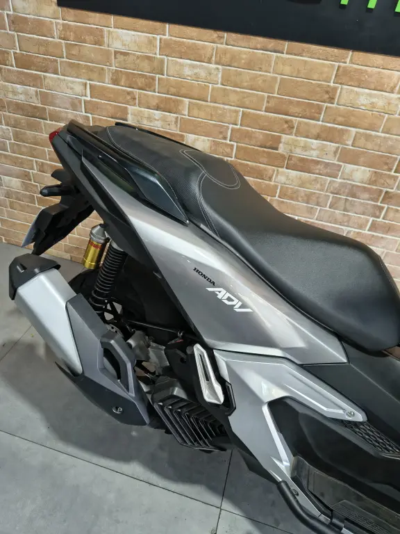HONDA ADV 160 - Foto