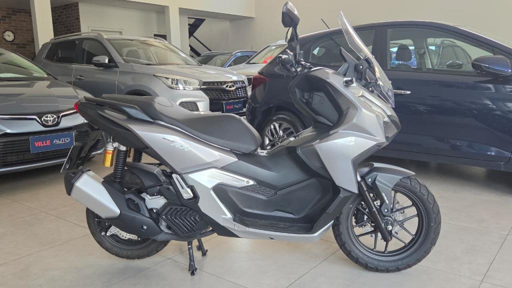 HONDA ADV 160 - Foto