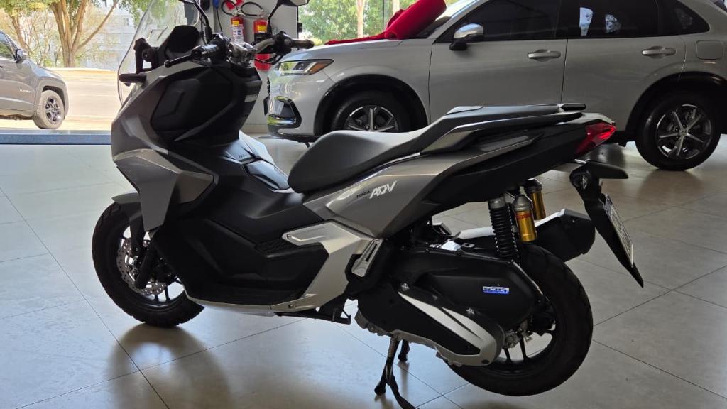 HONDA ADV 160 - Foto