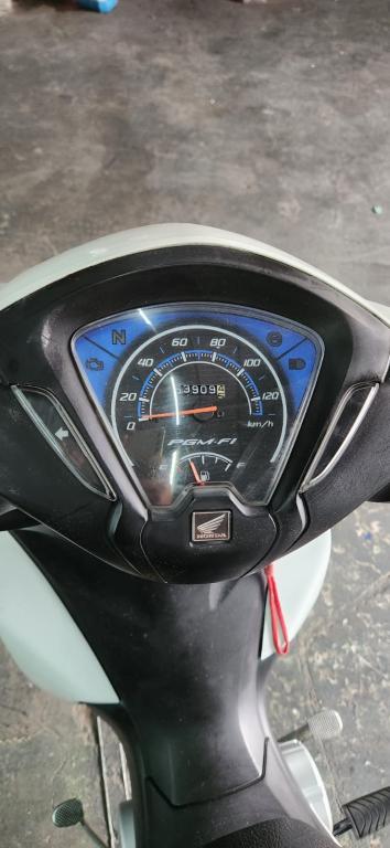 HONDA Biz 110 I - Foto