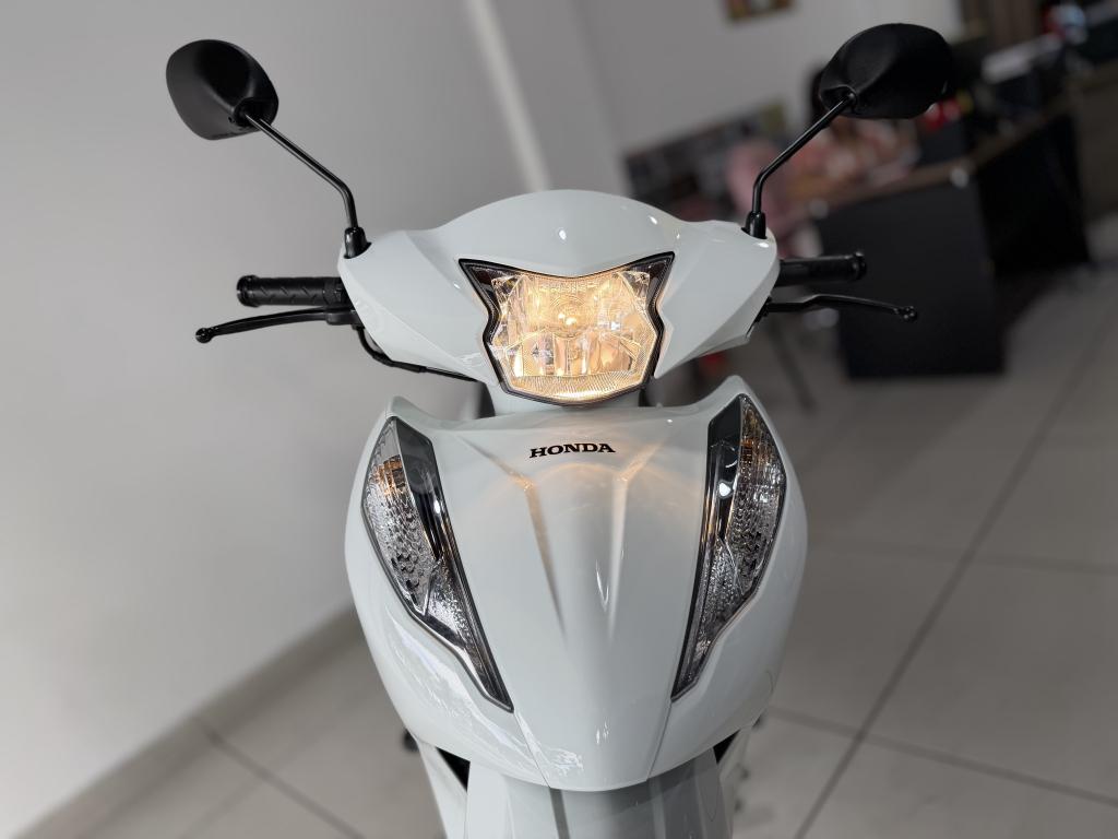 HONDA Biz 125 - Foto