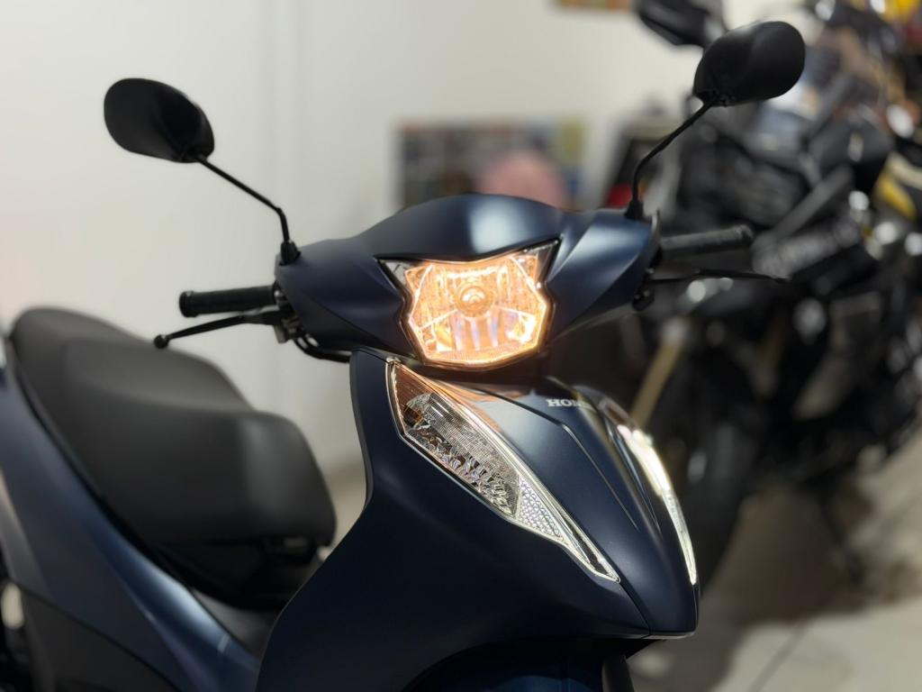 HONDA Biz 125 - Foto