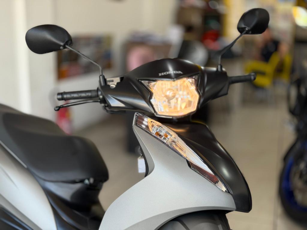 HONDA Biz 125 - Foto