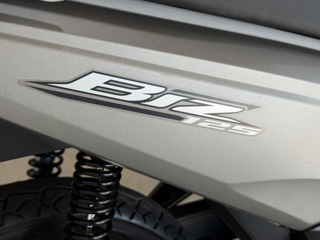 HONDA Biz 125 - Foto