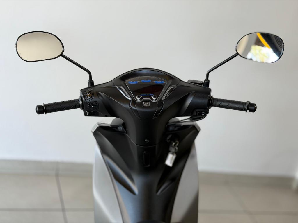 HONDA Biz 125 - Foto