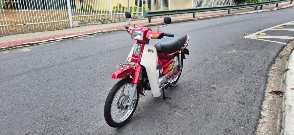 HONDA C 100 Dream - Foto