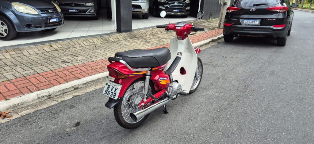 HONDA C 100 Dream - Foto