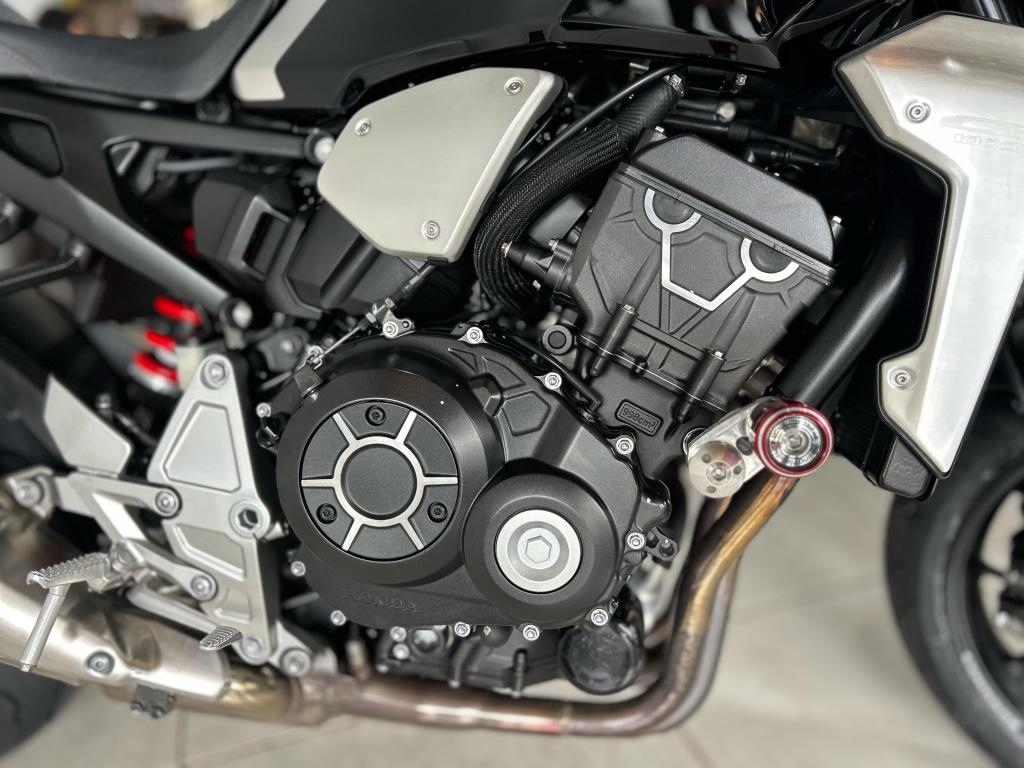 HONDA CB 1000 R - Foto