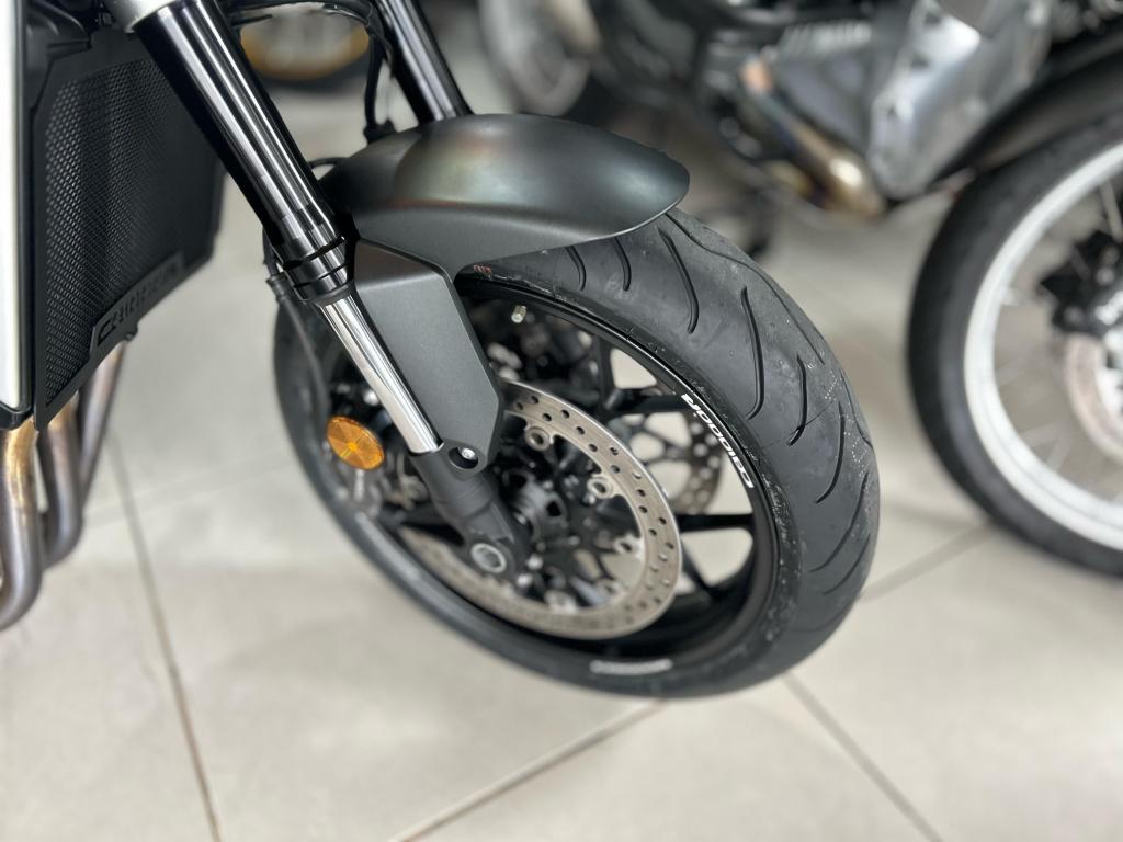 HONDA CB 1000 R - Foto