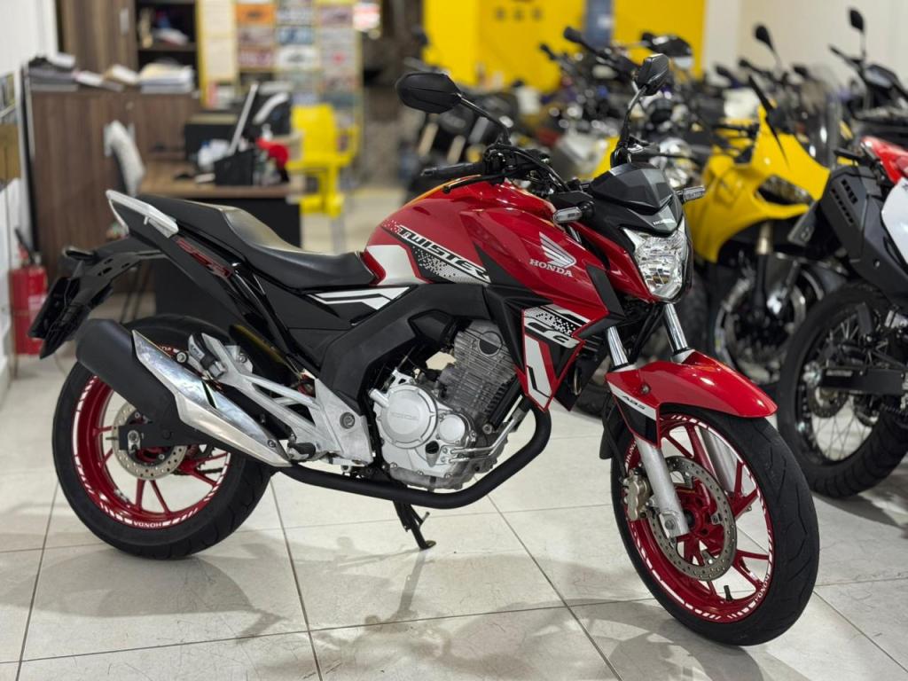 HONDA CB 250 F Twister