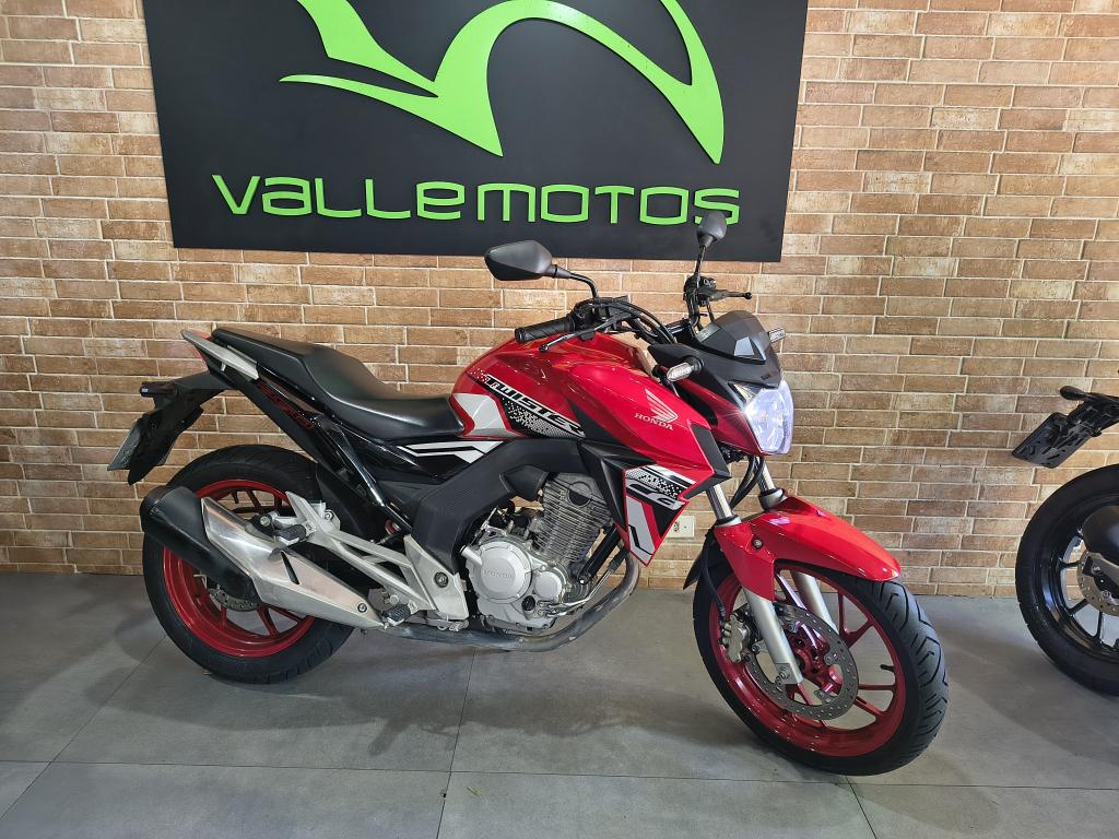 HONDA CB 250 F Twister - Foto