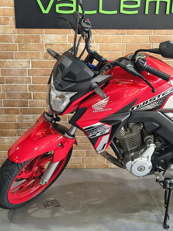 HONDA CB 250 F Twister - Foto