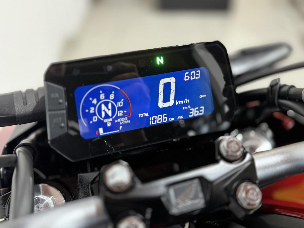HONDA CB 300 F Twister - Miniatura