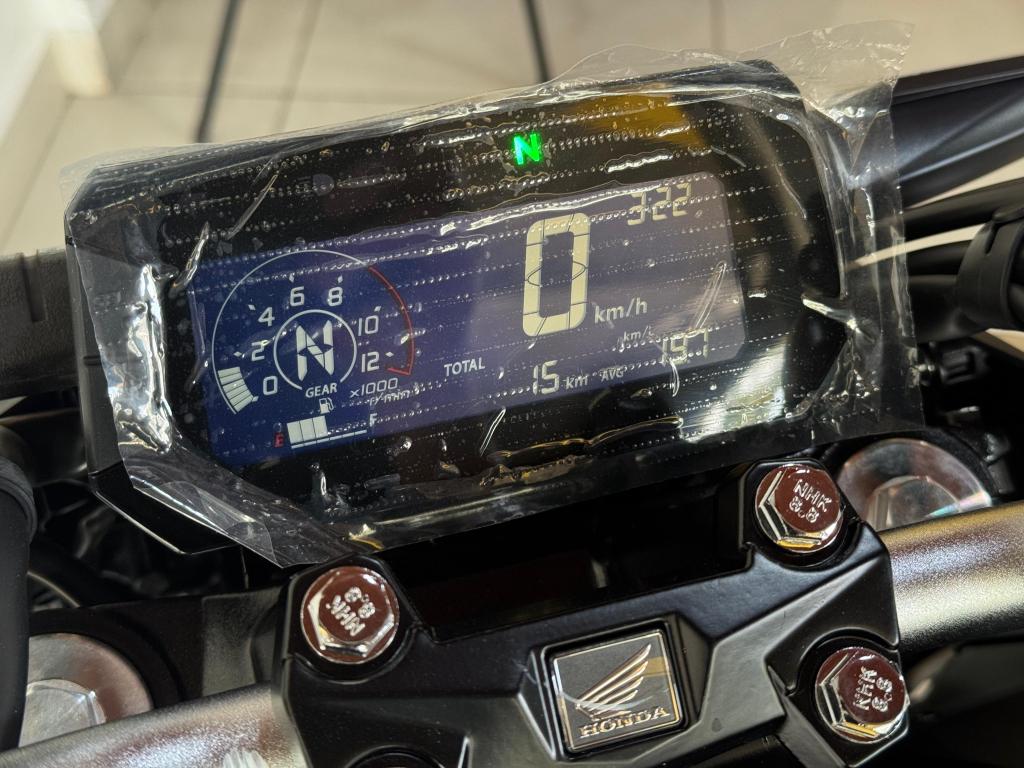 HONDA CB 300 F Twister - Foto