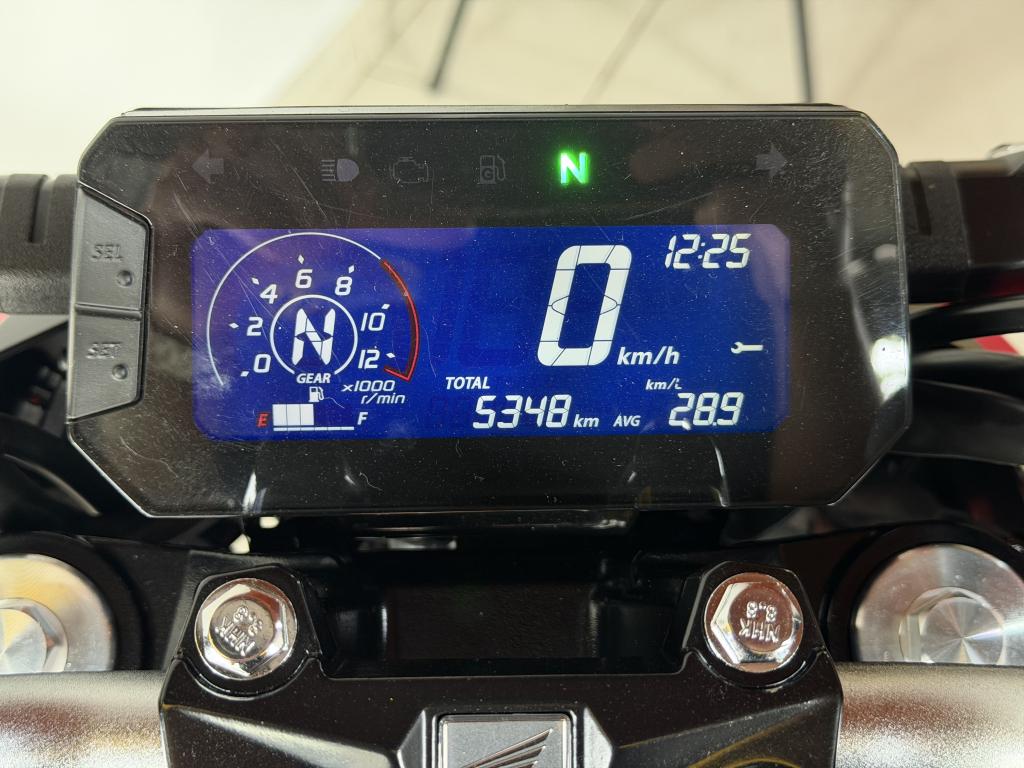 HONDA CB 300 F Twister - Foto