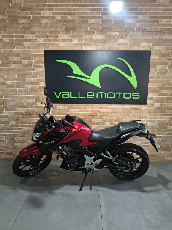 HONDA CB 300 F Twister - Foto