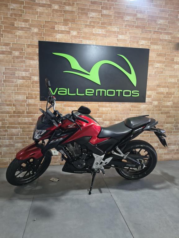 HONDA CB 300 F Twister - Foto