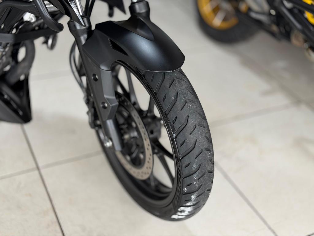 HONDA CB 300 F Twister - Foto