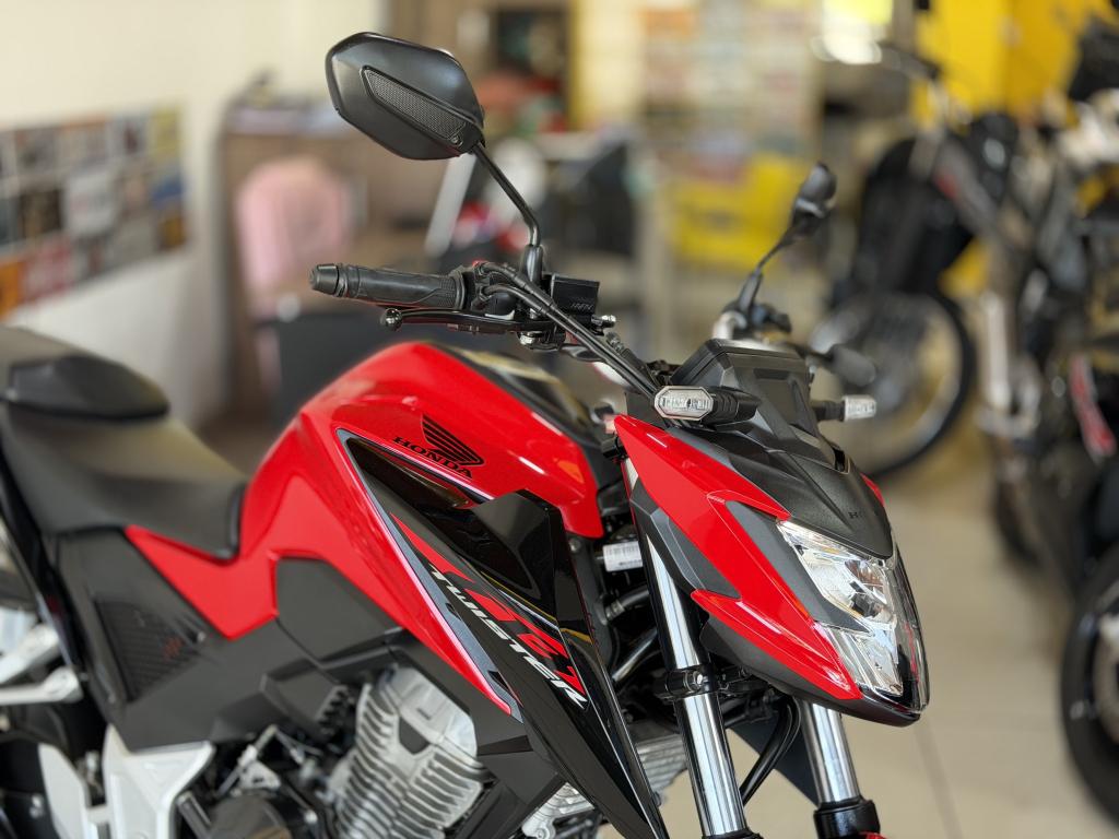HONDA CB 300 F Twister - Foto
