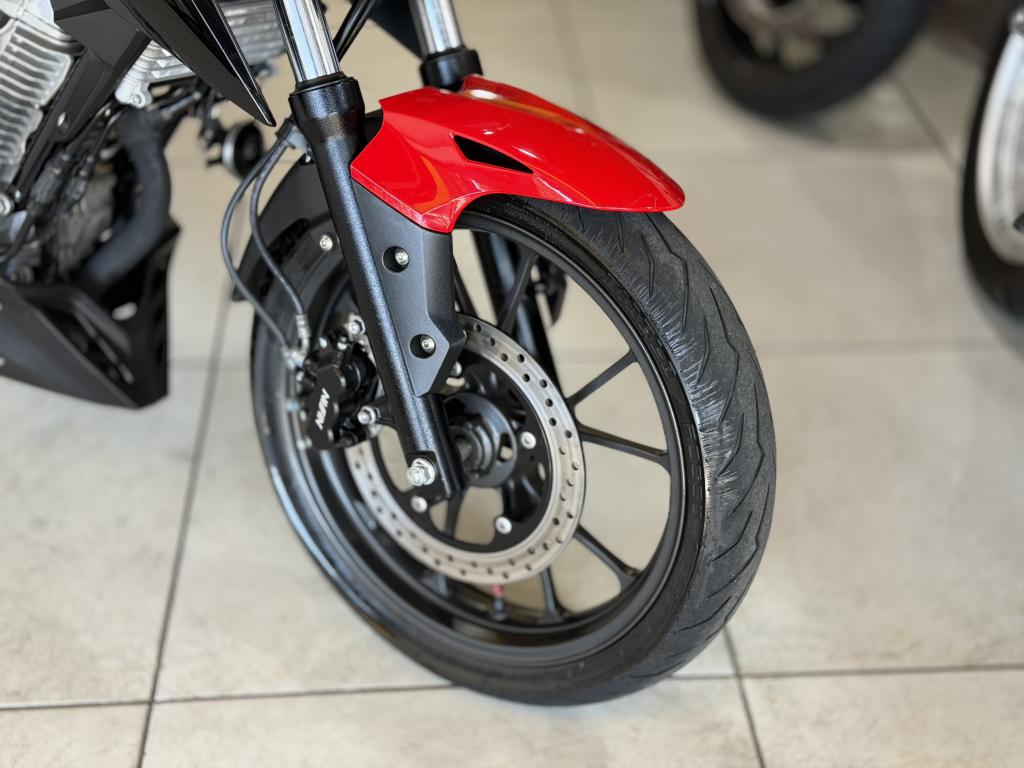 HONDA CB 300 F Twister - Foto