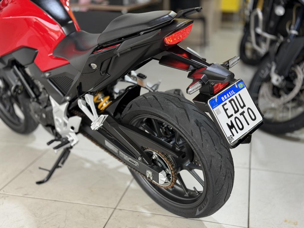 HONDA CB 300 F Twister - Foto