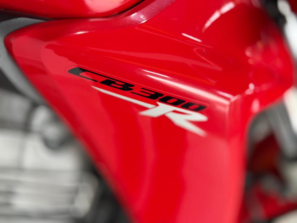 HONDA CB 300 R - Foto
