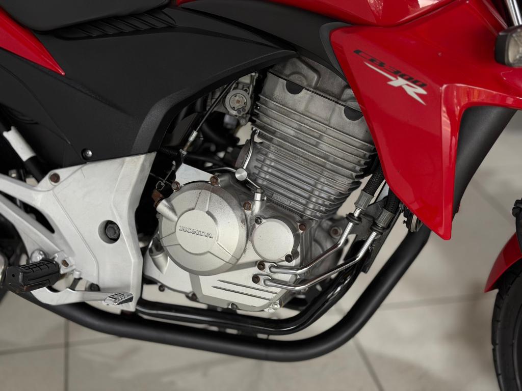 HONDA CB 300 R - Foto