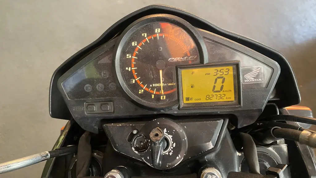 HONDA CB 300 R - Foto