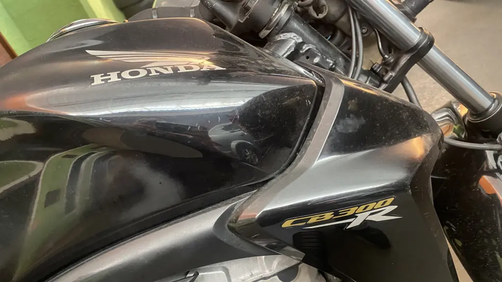 HONDA CB 300 R - Foto