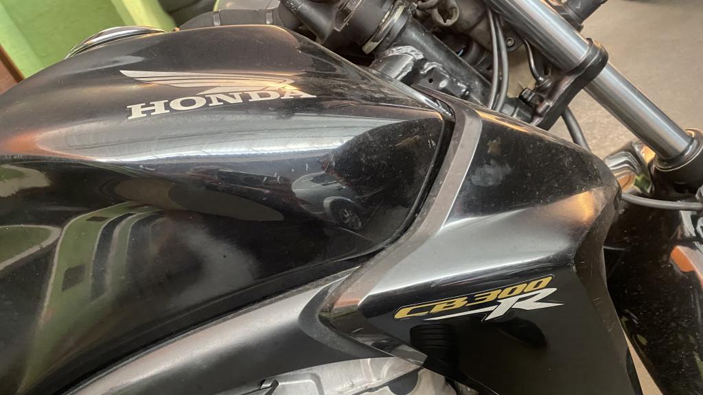 HONDA CB 300 R - Foto