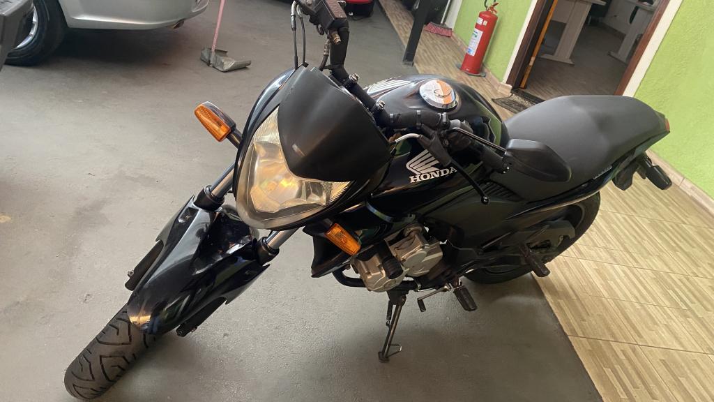 HONDA CB 300 R - Foto