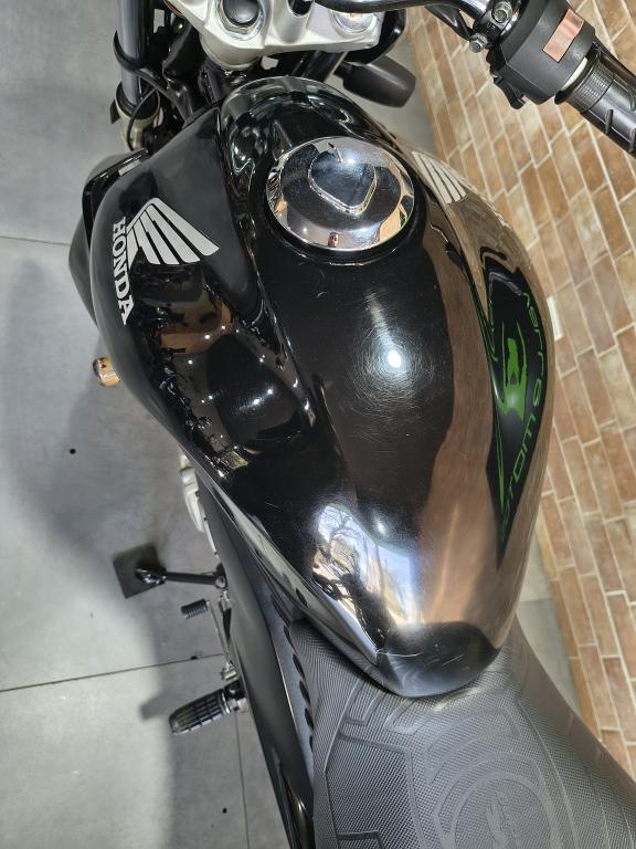 HONDA CB 300 R - Foto
