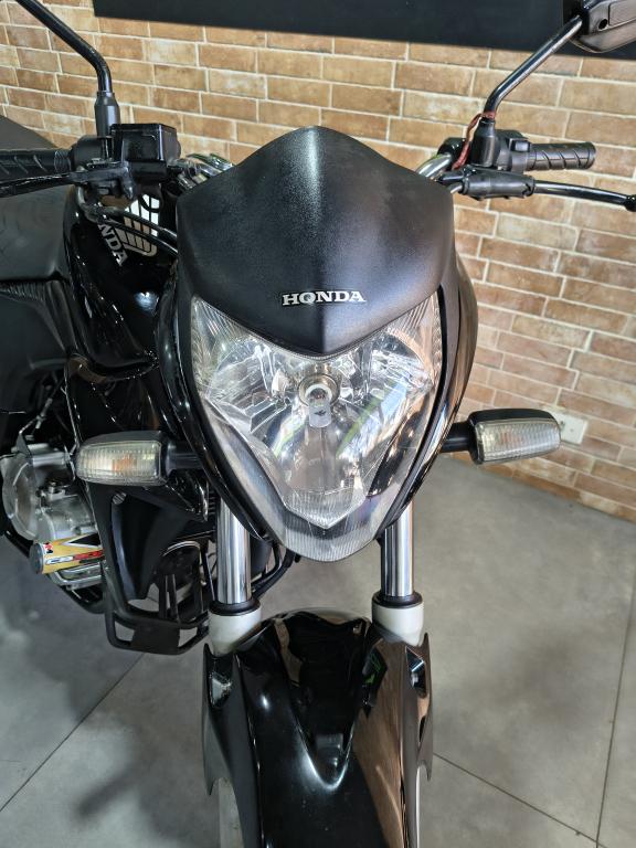 HONDA CB 300 R - Foto