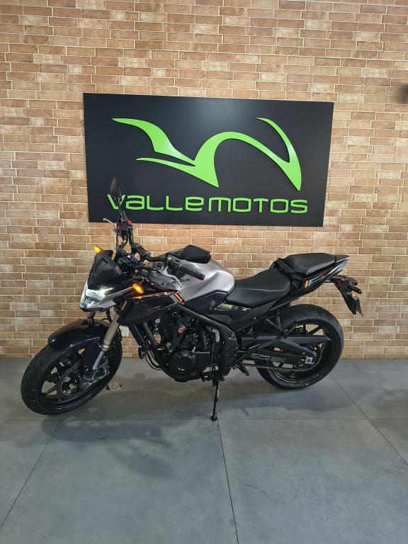 HONDA CB 500 F - Foto