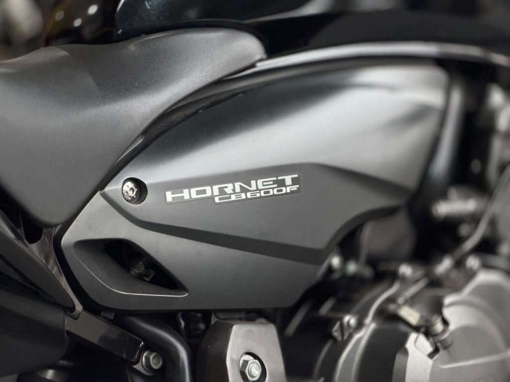 HONDA CB 600 F HORNET - Foto