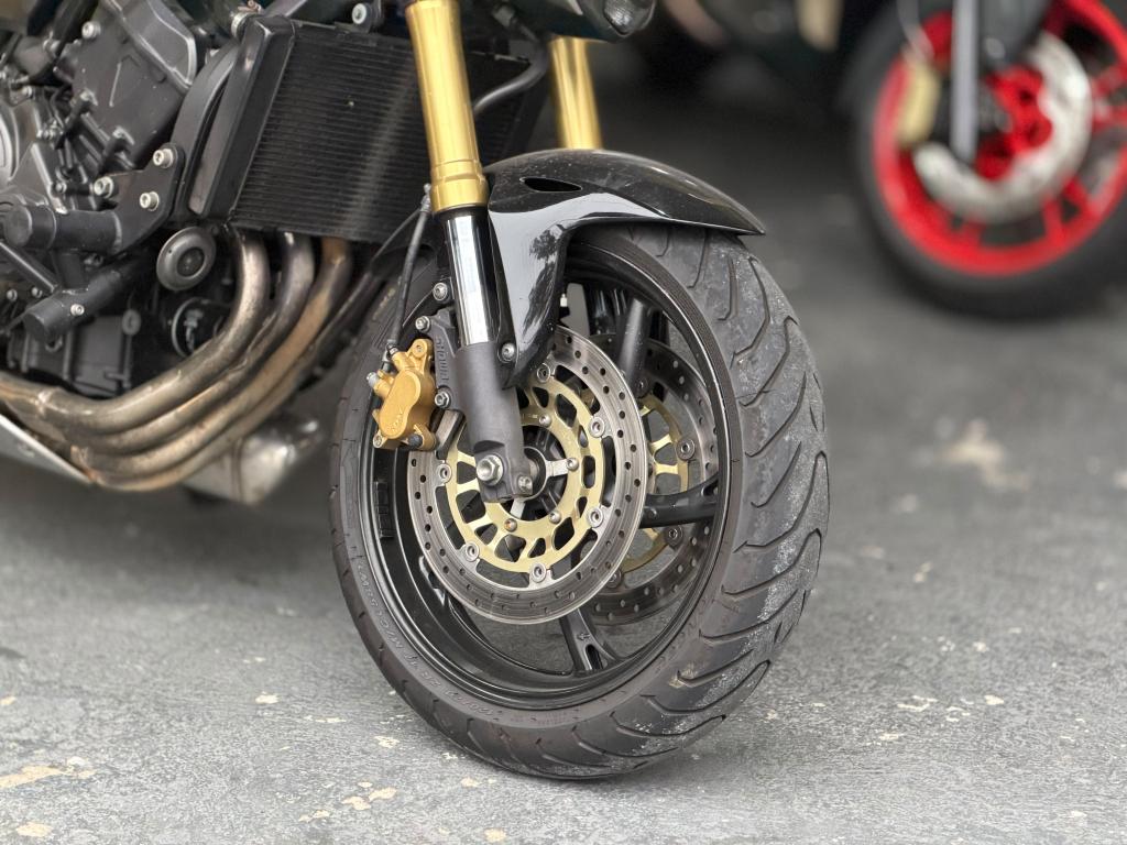 HONDA CB 600 F HORNET - Foto