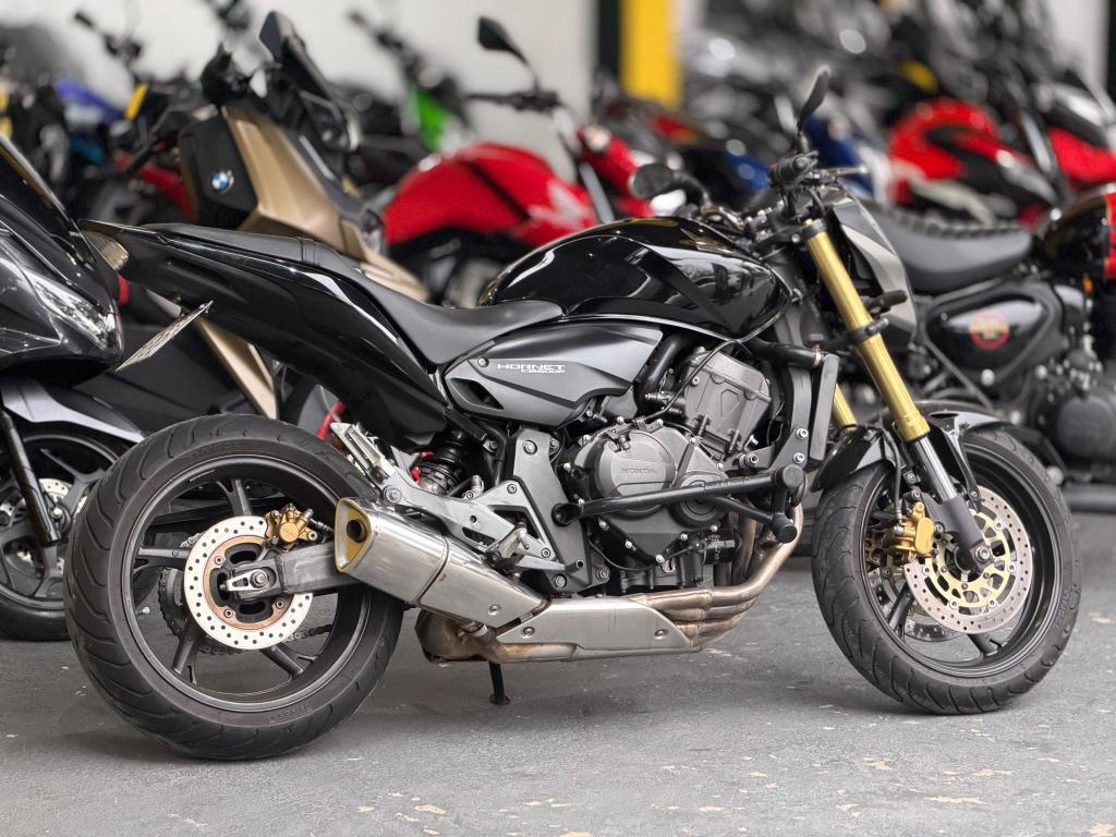 HONDA CB 600 F HORNET - Foto