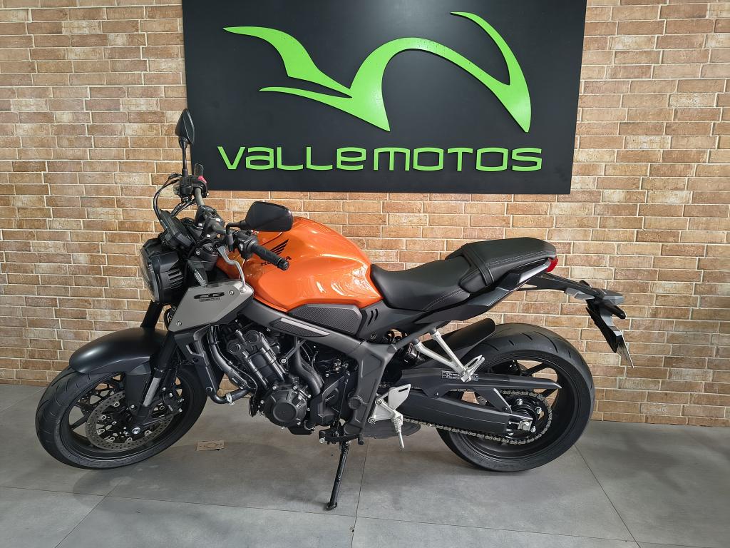 HONDA CB 650 R - Foto