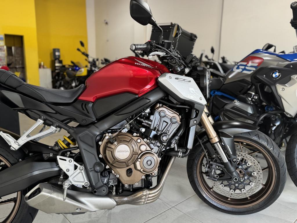 HONDA CB 650 R - Foto