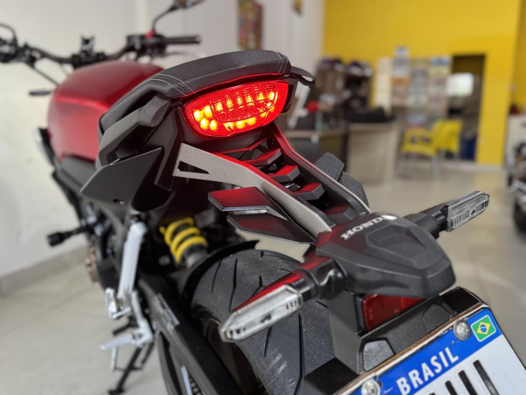 HONDA CB 650 R - Foto