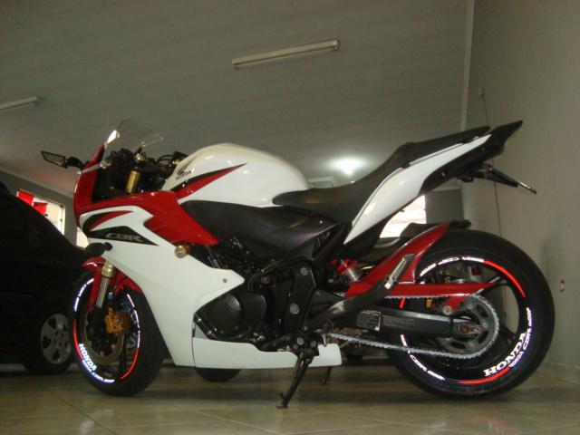 HONDA CBR 600 F - Foto