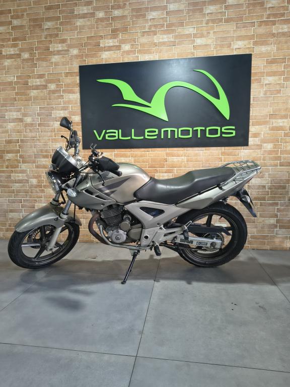 HONDA CBX Twister 250 - Foto