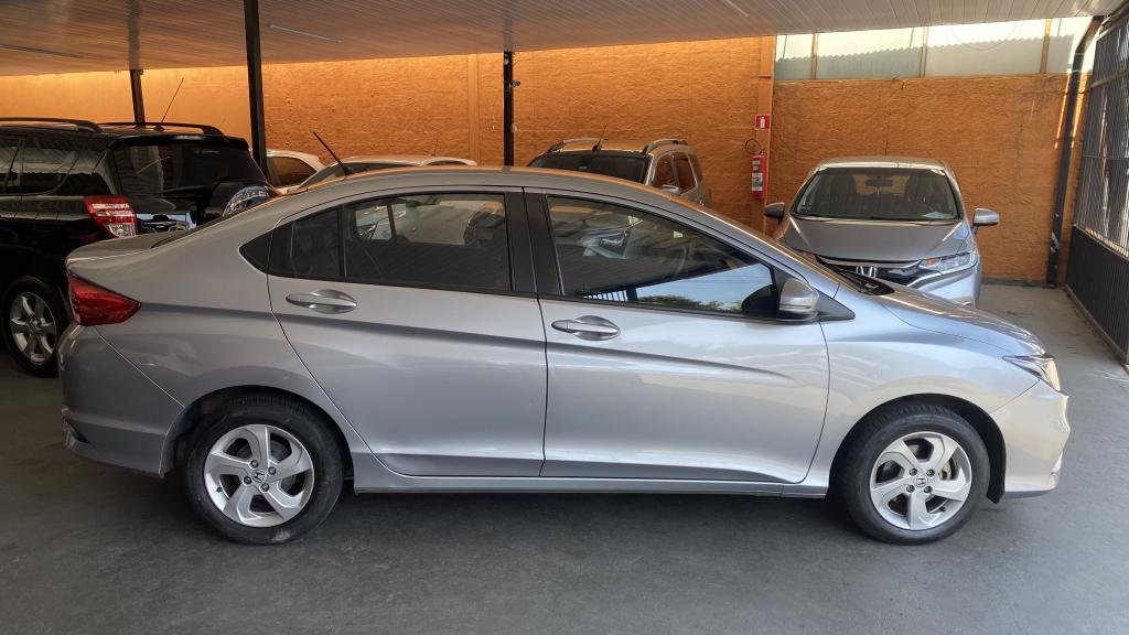 HONDA City Sedan - Foto