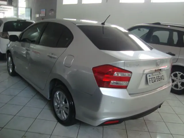 HONDA City Sedan - Foto