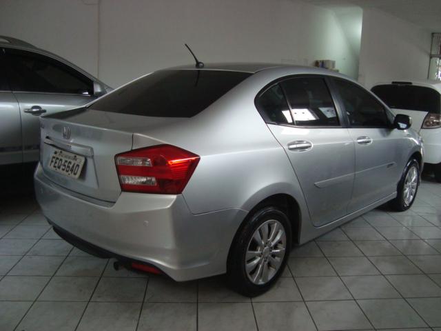 HONDA City Sedan - Foto