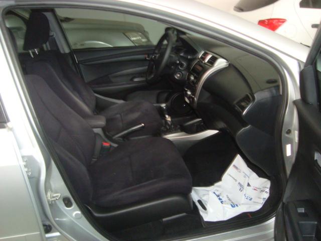 HONDA City Sedan - Foto