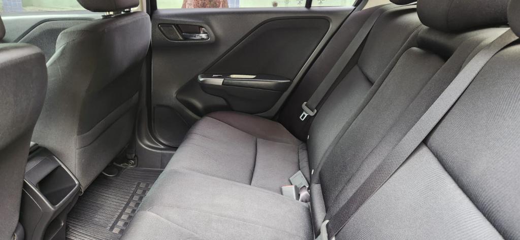 HONDA City Sedan - Foto