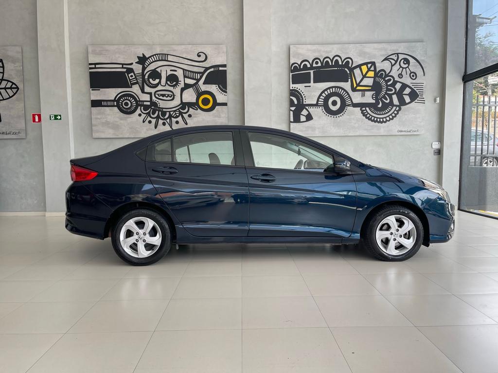 HONDA City Sedan - Foto